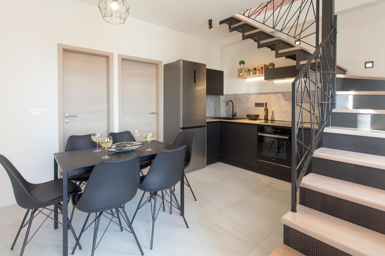 Beach Apartment Renco Sumpetar ภายนอก รูปภาพ
