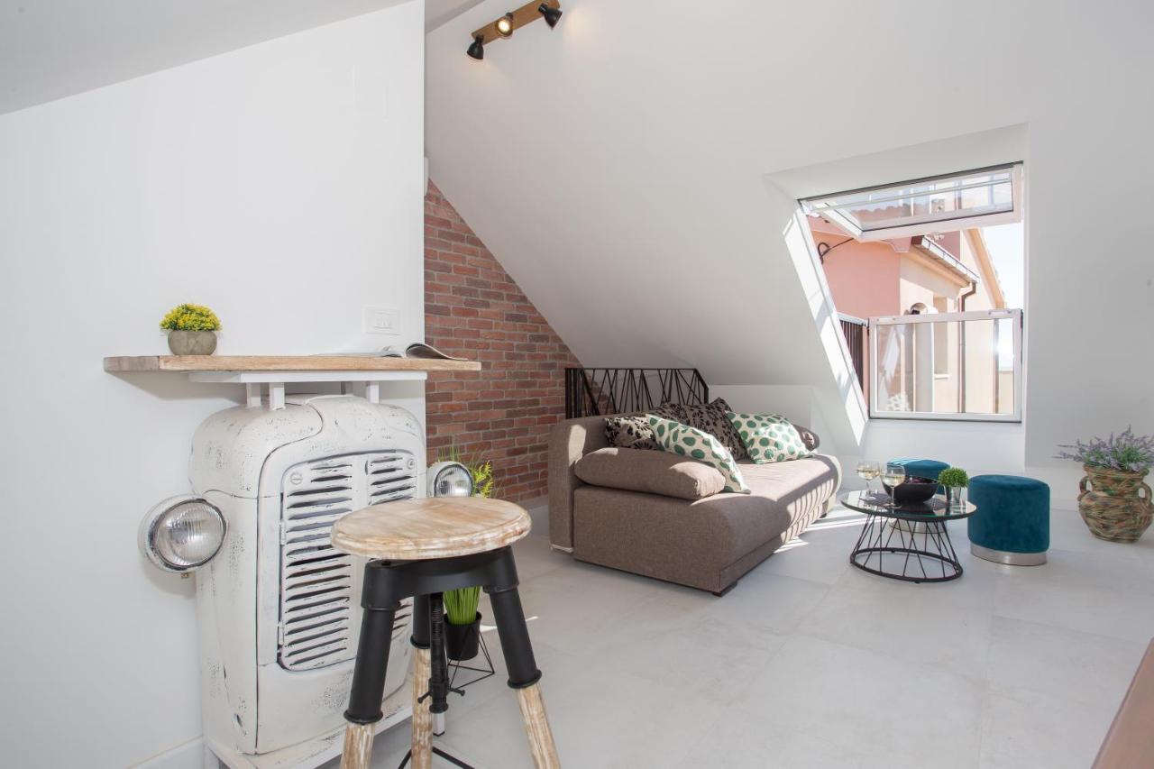 Beach Apartment Renco Sumpetar ภายนอก รูปภาพ